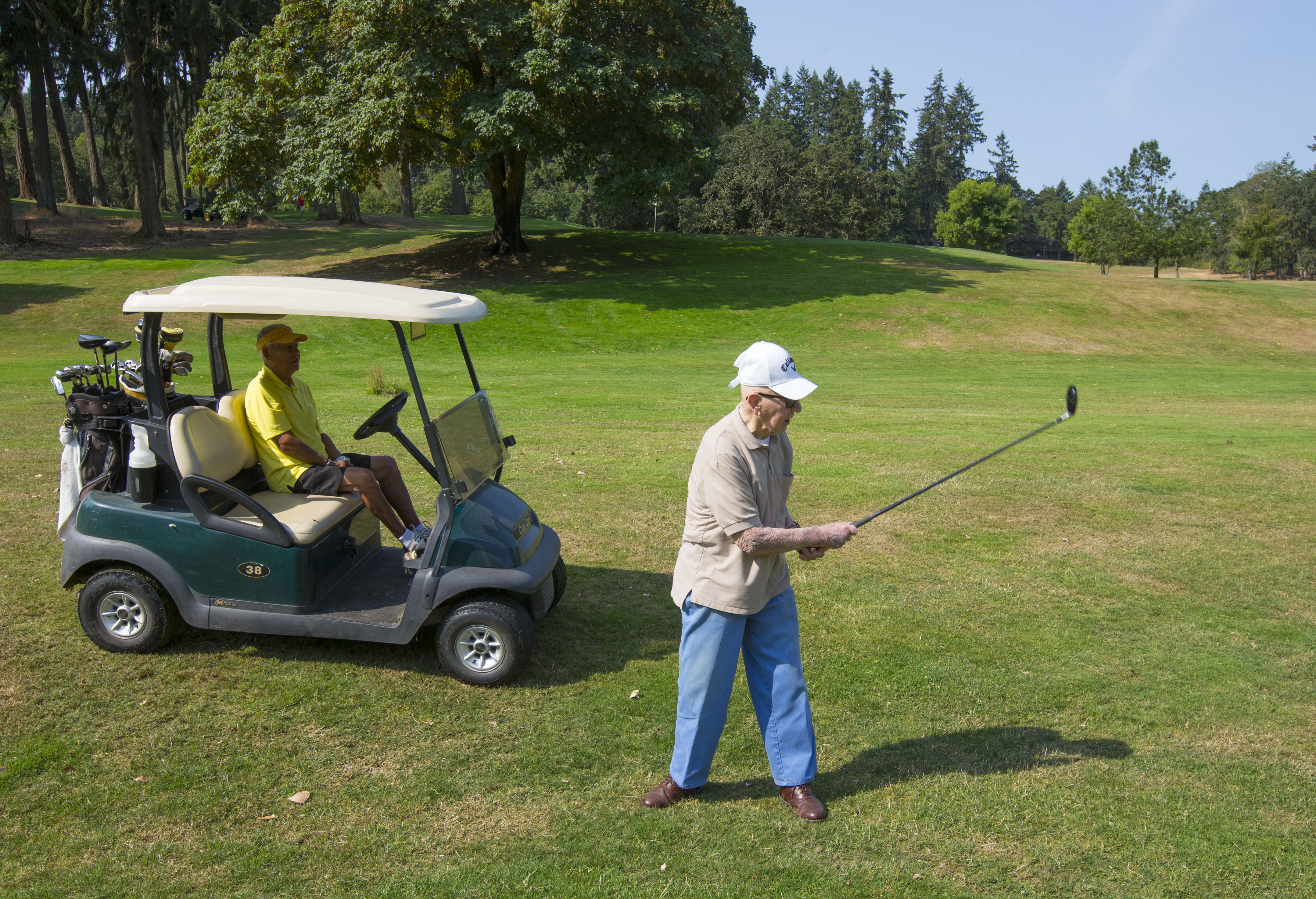 Pinky Murphy: At 95, playing golf for fun and camaraderie